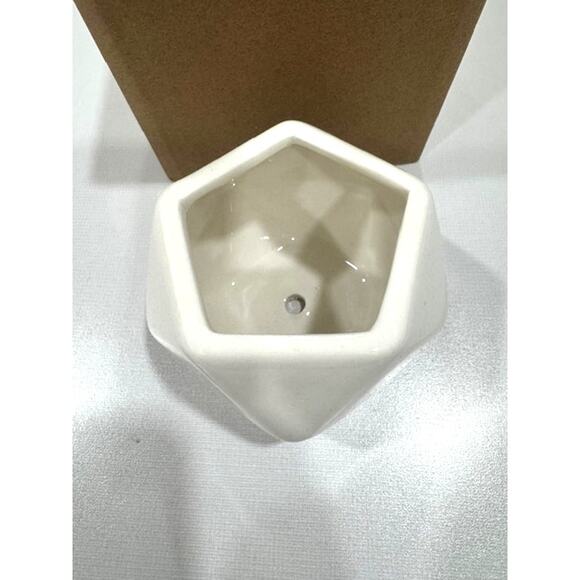 Ceramic Diamond Pot - Picture 2 of 3